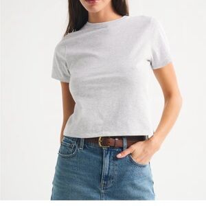 Abercrombie & Fitch Light Gray skimming Tee